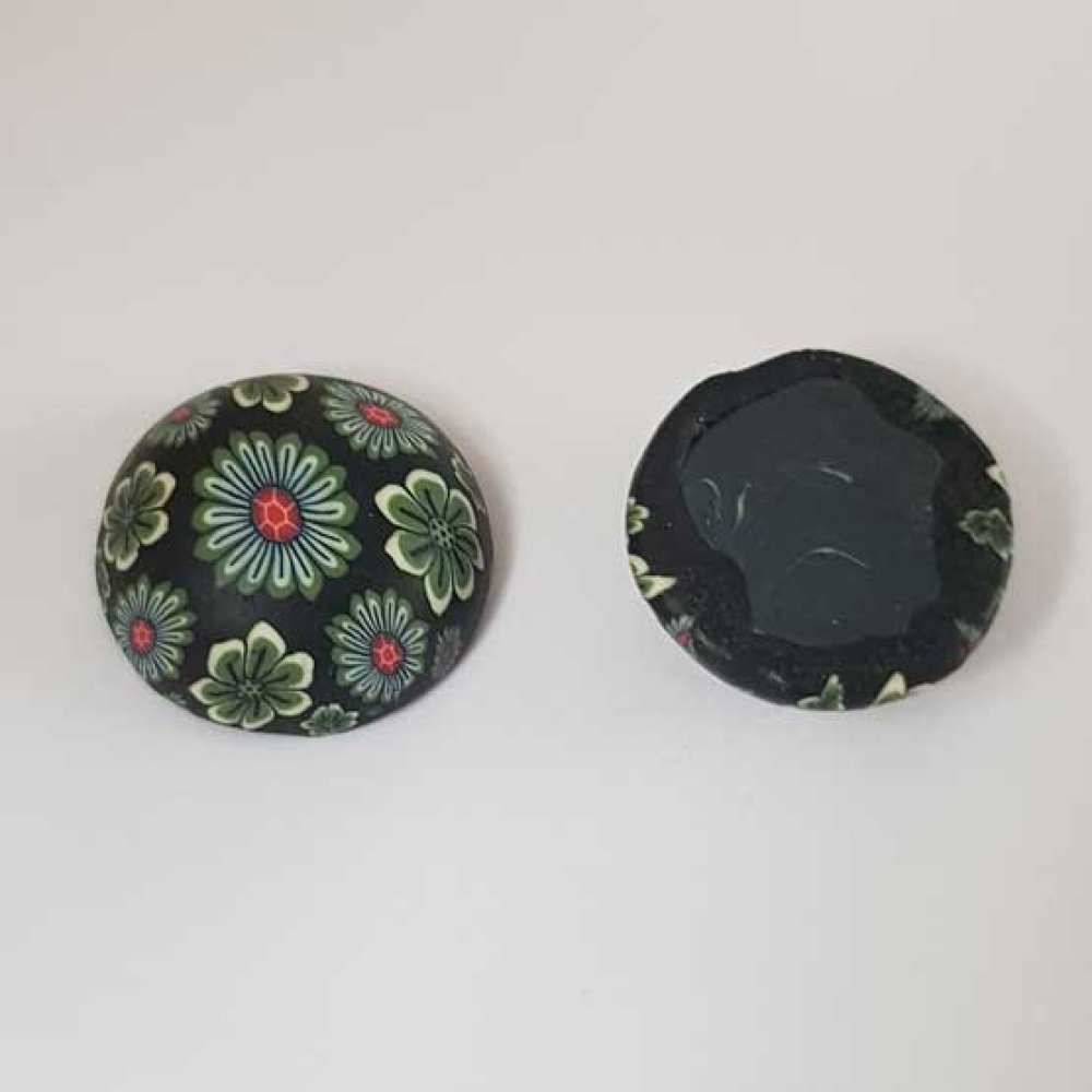 Cabochon p&acirc;te polym&egrave;re 20 mm Fleur Noir N&deg;05
