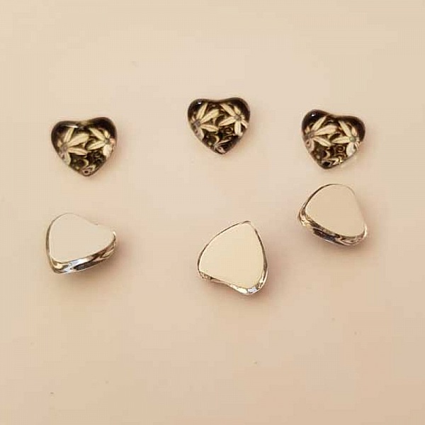 Cabochons coeur en verre 9.70 mm N&deg;02