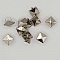 Clous rivet &agrave; griffes Carr&eacute; 08 mm Argent 20 pi&egrave;ces
