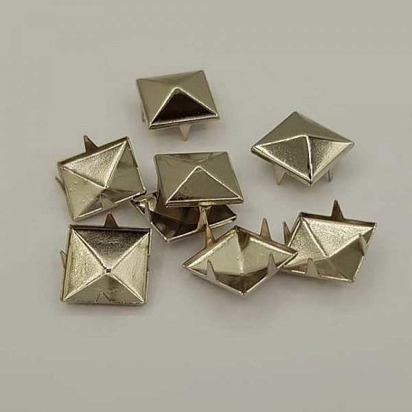 Clous rivet &agrave; griffes Carr&eacute; 12 mm Argent 20 pi&egrave;ces