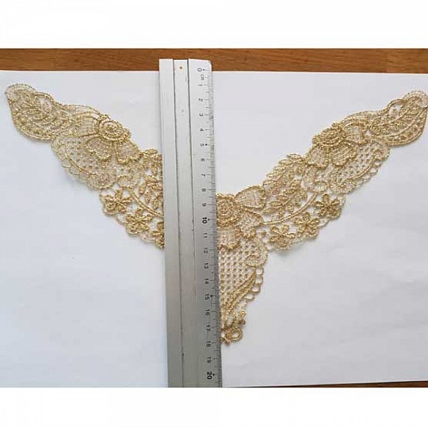 Col Guipure dentelle Dor&eacute;