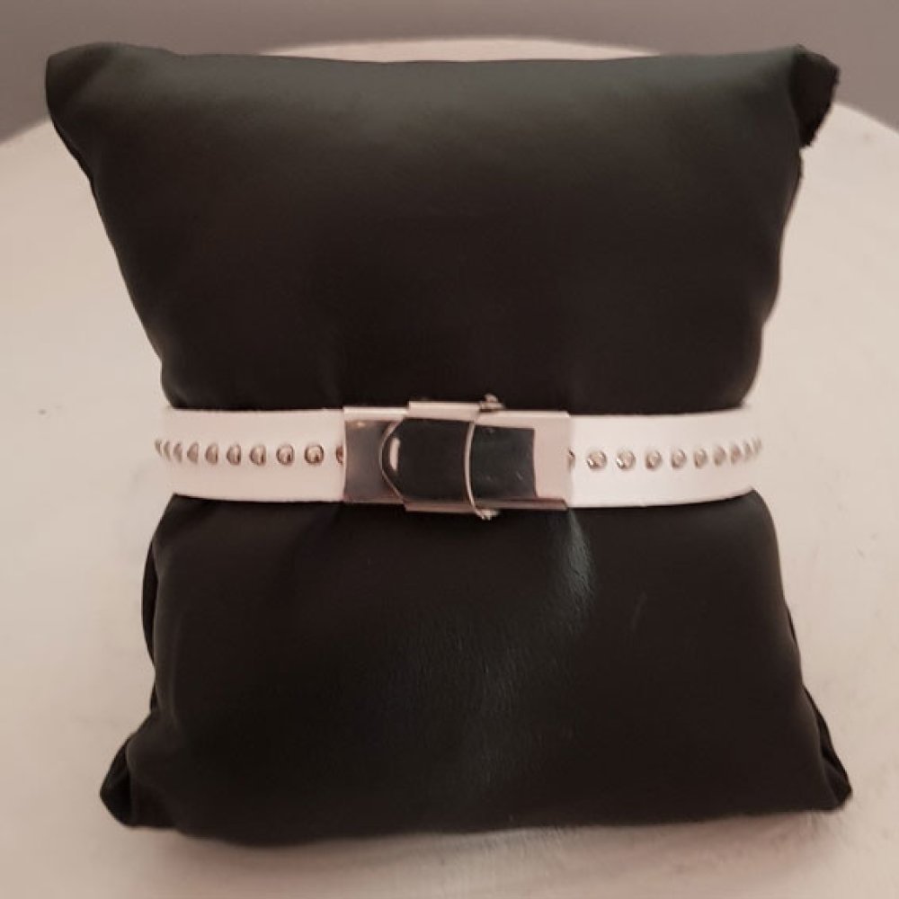 Cuir Bille Sable de 10 mm avec cha&icirc;nette bille nickel free par 20 cm