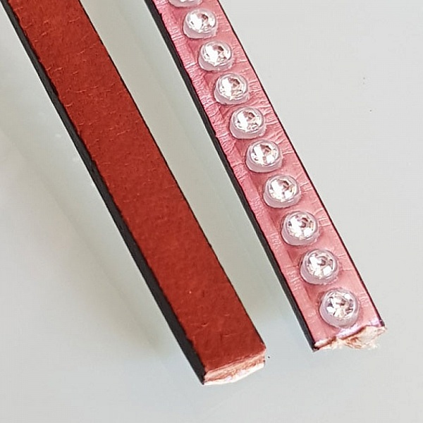 Cuir Miroir Rose M&eacute;tal de 06 mm Strass Swarovski par 20 cm