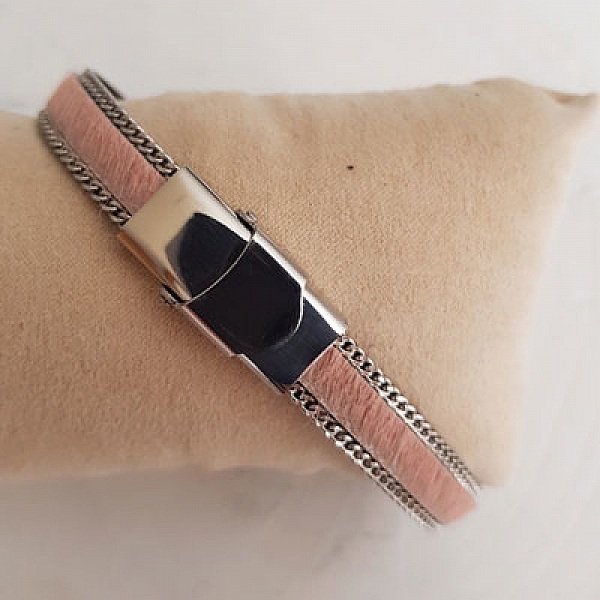 Cuir Plat Veau Rose 10 mm par 20 cm peau et cha&icirc;ne