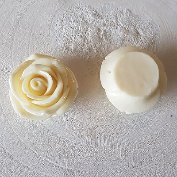 Fleur Synth&eacute;tique N&deg;02-10 ecru