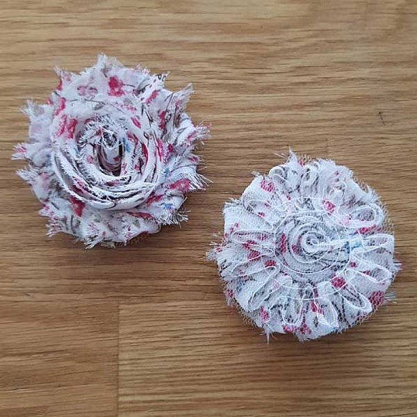Fleur Tissus effiloch&eacute;e Fantaisie N&deg;33