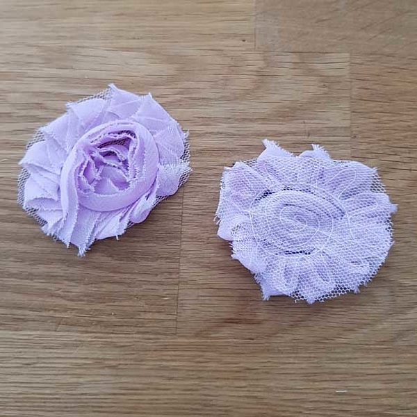 Fleur Tissus effiloch&eacute;e Fantaisie N&deg;70