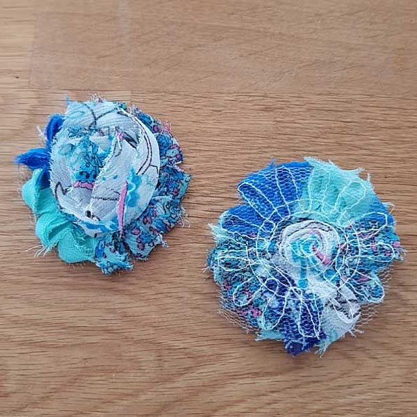 Fleur Tissus effiloch&eacute;e Fantaisie N&deg;86