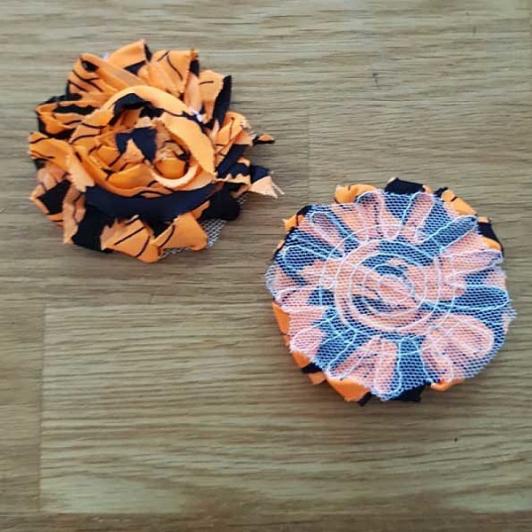 Fleur Tissus effiloch&eacute;e Fantaisie N&deg;04