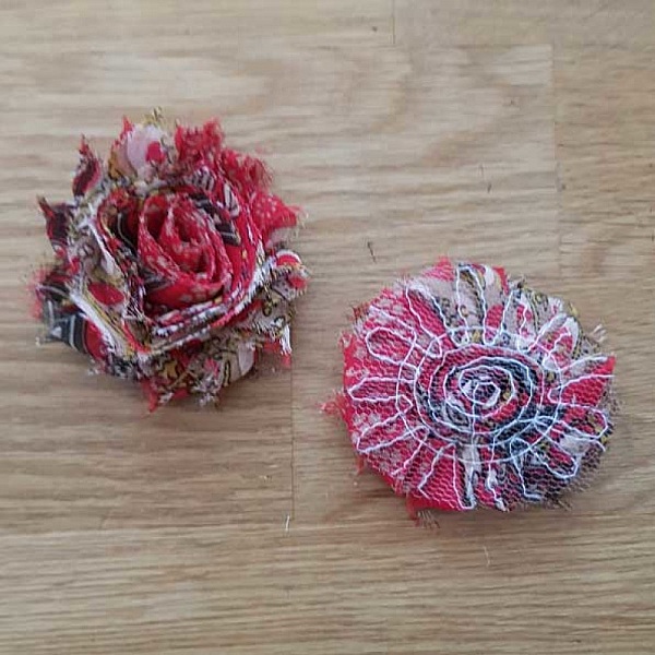 Fleur Tissus effiloch&eacute;e Fantaisie N&deg;12