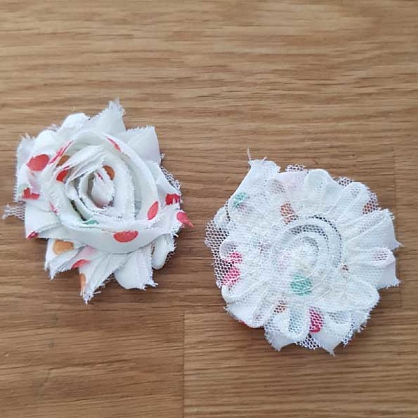 Fleur Tissus effiloch&eacute;e Fantaisie N&deg;16