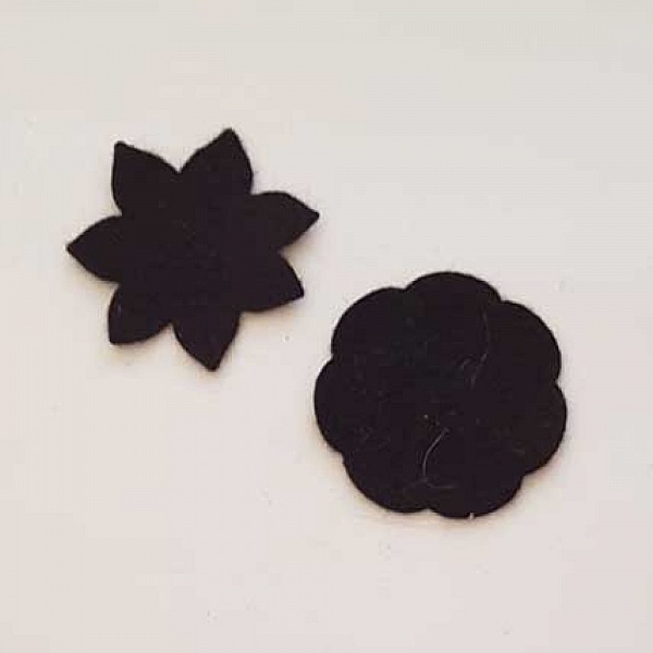 Jolie petite fleur en Feutrine 36 mm N&deg;13-04 x 2 pi&egrave;ces