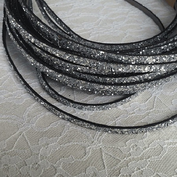 Lani&egrave;re paillettes Argent de 06 mm doubl&eacute;e cuir par 20 cm