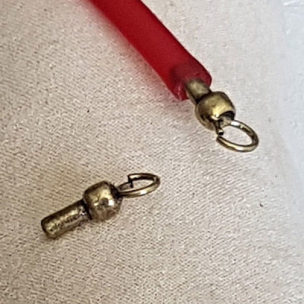 Lot 10 Fermoirs pour cordon Pvc Creux 5 mm