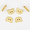 Lot de boutons en bois en forme de têtes chats.