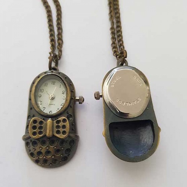 Montre Gousset Chaussure Bronze Antique avec Cha&icirc;ne