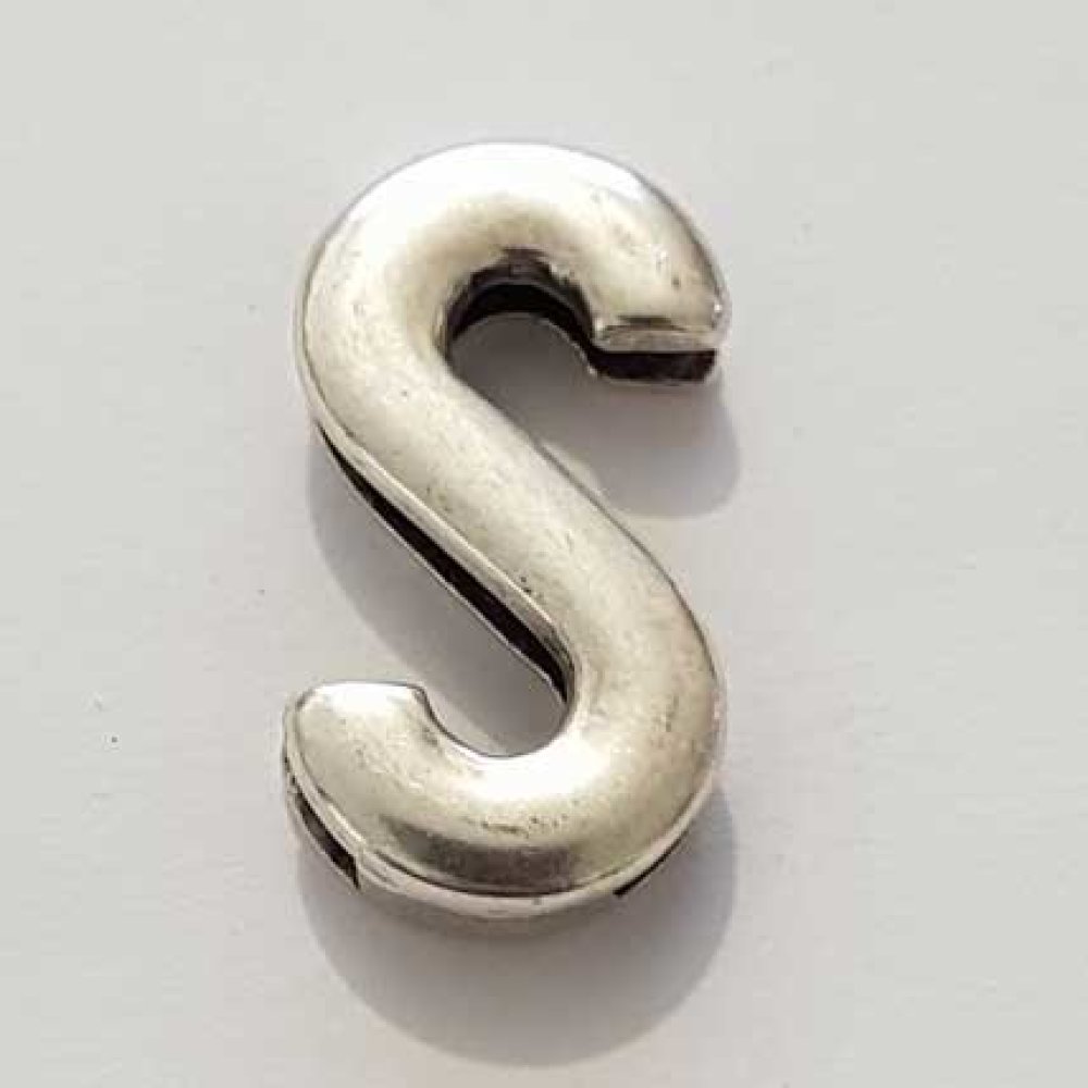 Passant 25 mm en zamak forme lettre S argent