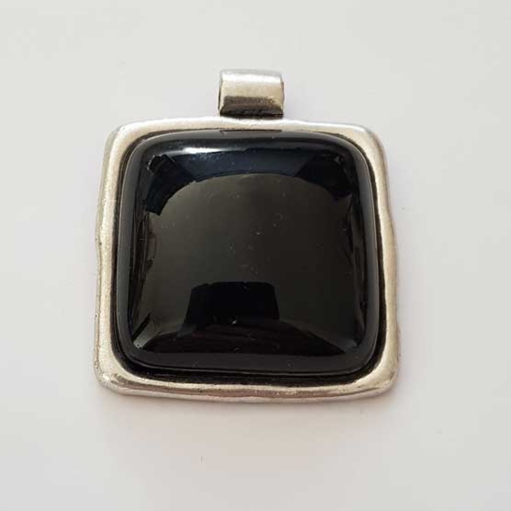 Pendentif N&deg;001-G en Alliage Carr&eacute; Noir