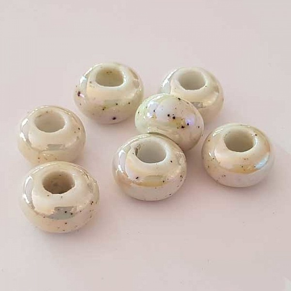 Perle ronde c&eacute;ramique blanc cr&egrave;me 14 mm