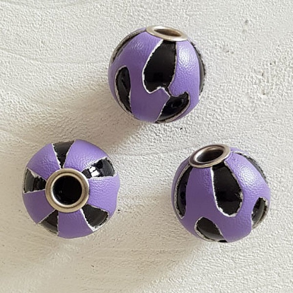 Perle ronde en cuir N&deg;09 Violet