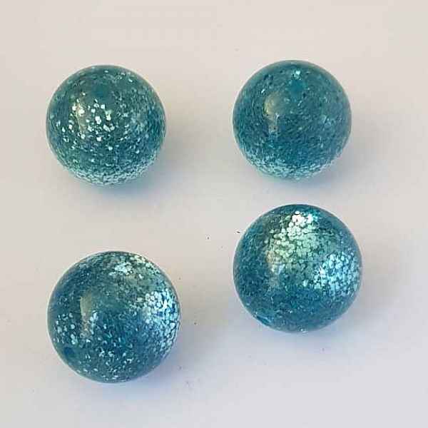 Perle ronde en plastique paillet&eacute; bleu 16 mm