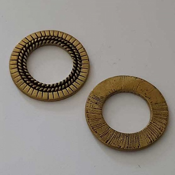 Perle rondelle plate anneau intercalaire en m&eacute;tal argent&eacute; 033 Vieil Or