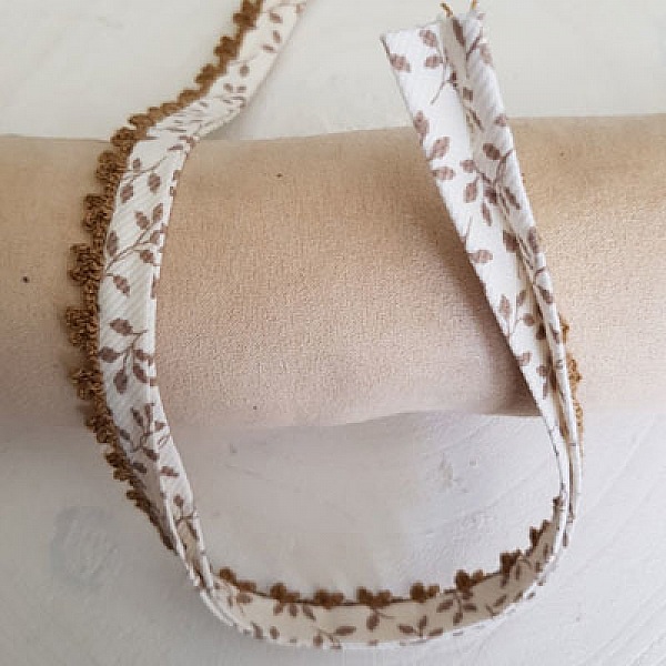 Ruban Biais Multi-Fleurs et Dentelle N&deg;05