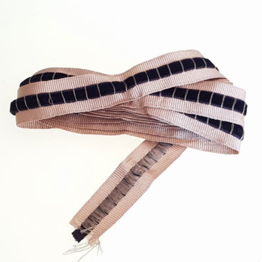 Ruban Fantaisie N&deg;077 coupon de 2 m&egrave;tres