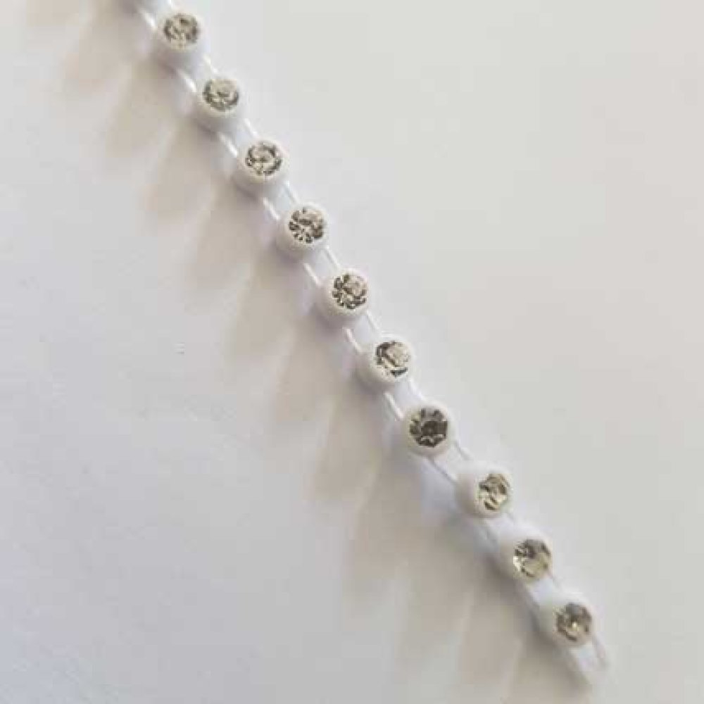 Ruban de strass en cristal de 4 mm au m&egrave;tre Blanc