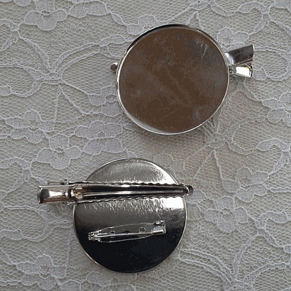 Support broche plateau - Couleur Argent 60 mm.