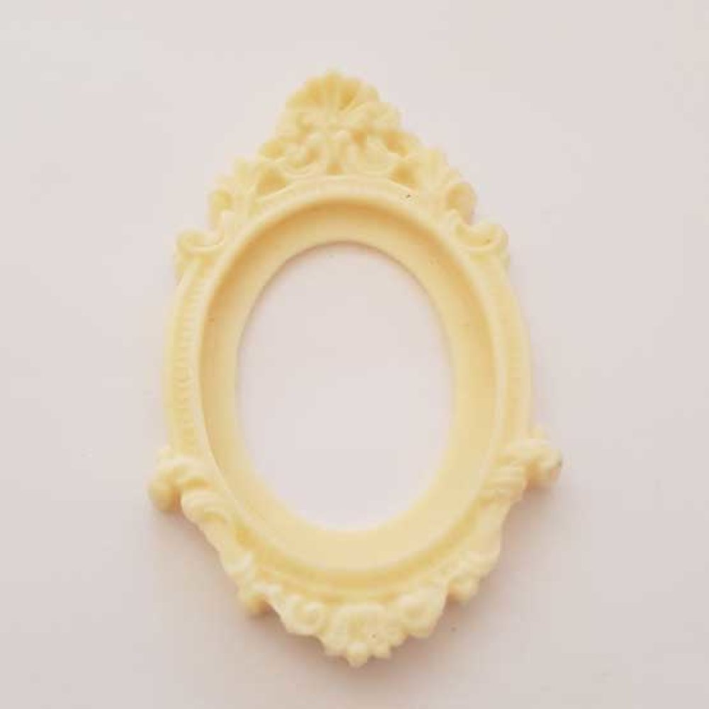 Support cabochon Ovale de 40 X 30 mm R&eacute;sine N&deg;03