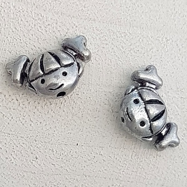 T&ecirc;te m&eacute;tal fille 3d argent n&deg;01