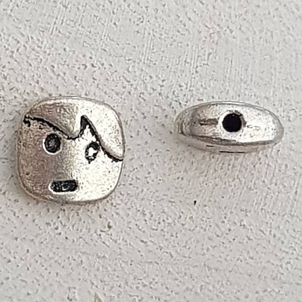 T&ecirc;te m&eacute;tal gar&ccedil;on 3d argent n&deg;02