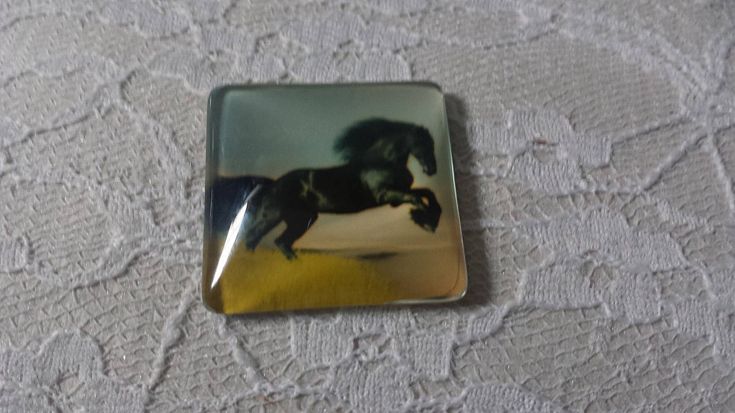 cabochon carr&eacute; en verre 30mm 029 