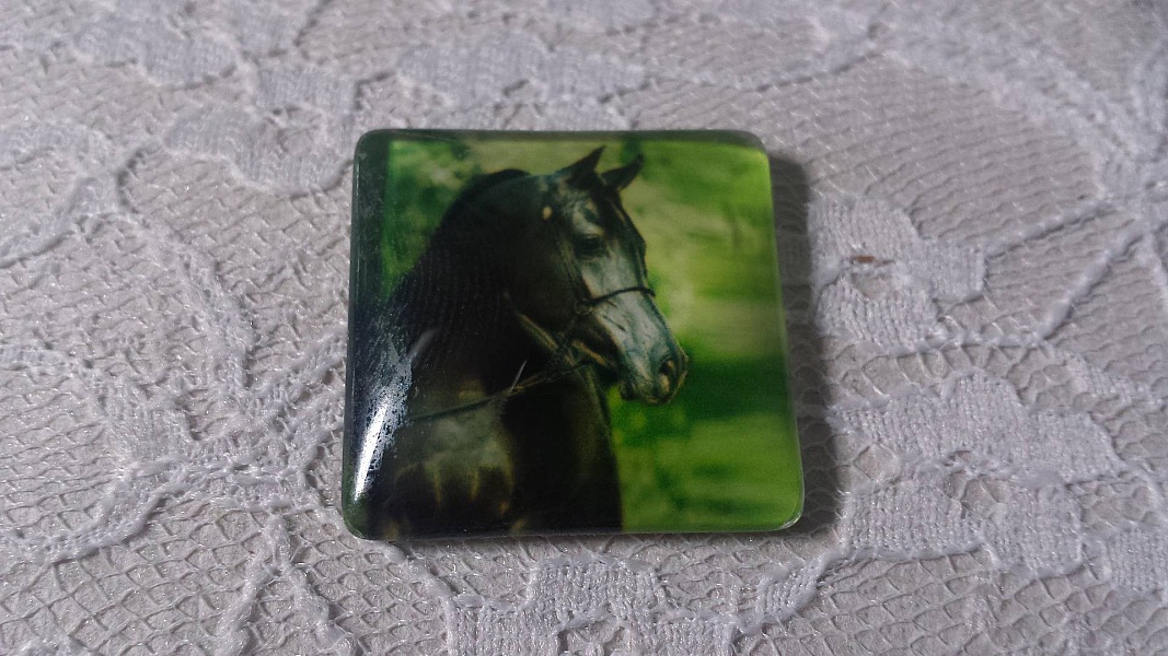 cabochon carr&eacute; en verre 30mm 023 