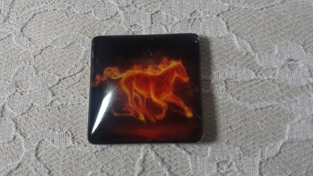 cabochon carr&eacute; en verre 30mm 006 