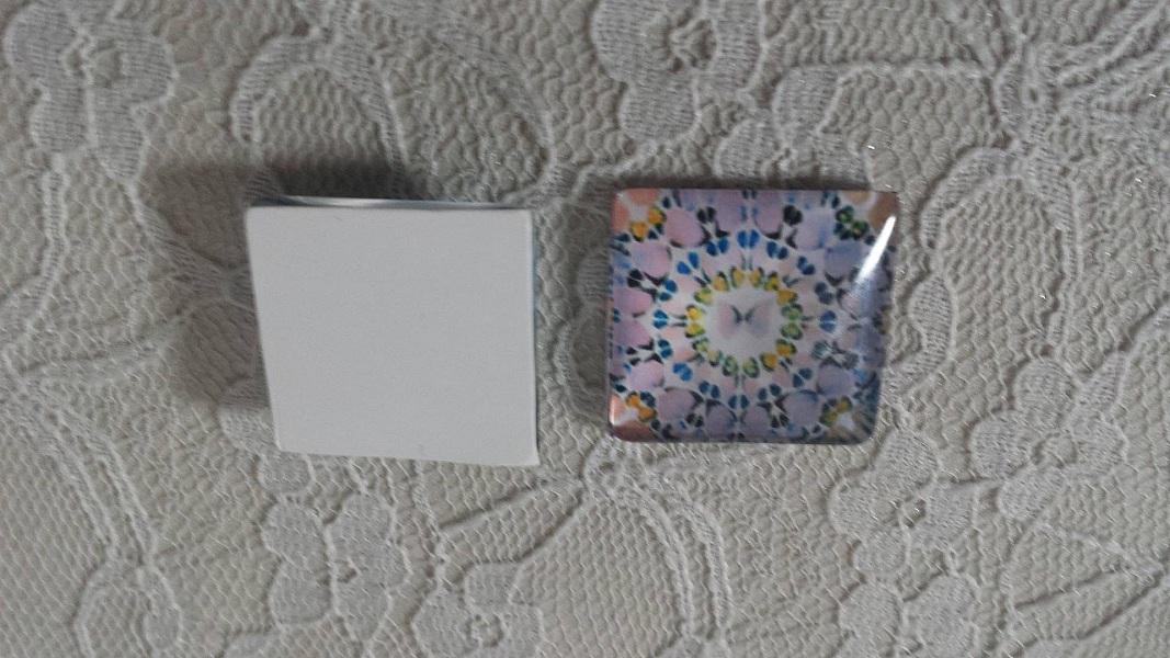 cabochon carr&eacute; en verre 25mm 042 