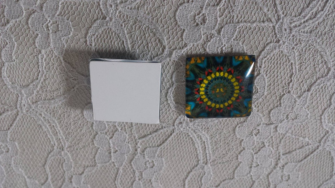 cabochon carr&eacute; en verre 25mm 041 