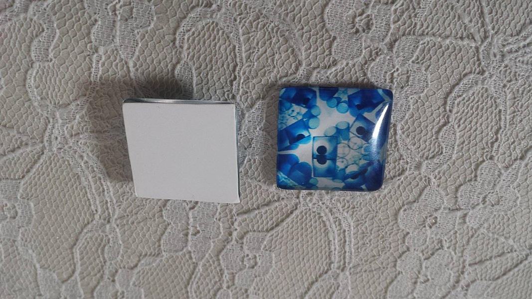 cabochon carr&eacute; en verre 25mm 027 