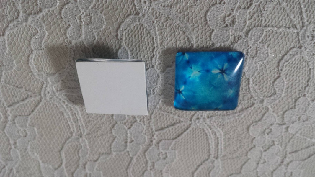 cabochon carr&eacute; en verre 25mm 019 