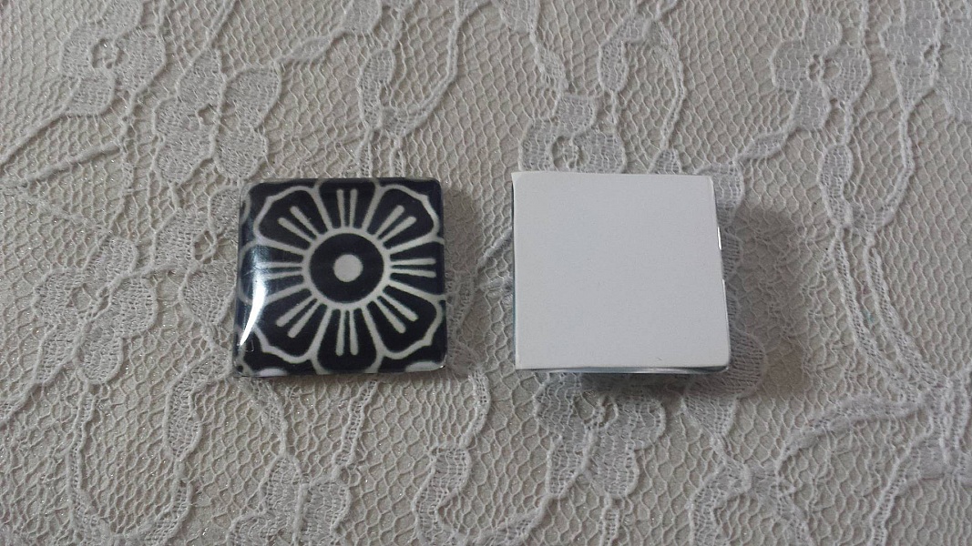 cabochon carr&eacute; en verre 25mm 002 