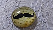cabochon rond en verre 25mm moustache 020 