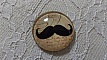 cabochon rond en verre 25mm moustache 005 