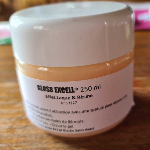 R&eacute;sine &agrave; l'eau 3d pot de 250 grammes gloss excell r&eacute;sine collage serviette