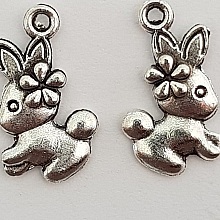 Breloque Lapin N&deg;01