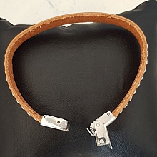 Cuir Plat Veau Marron 10 mm par 20 cm peau et cha&icirc;ne