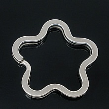 Anneau porte cl&eacute;s forme fleur 34 x 35 mm