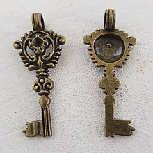 Breloque Clef N&deg;11 Bronze