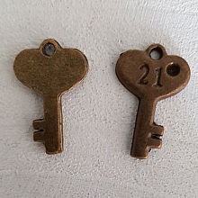 Breloque Clef N&deg;15 Bronze