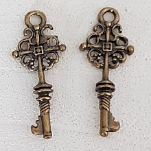 Breloque Clef N&deg;18 Bronze